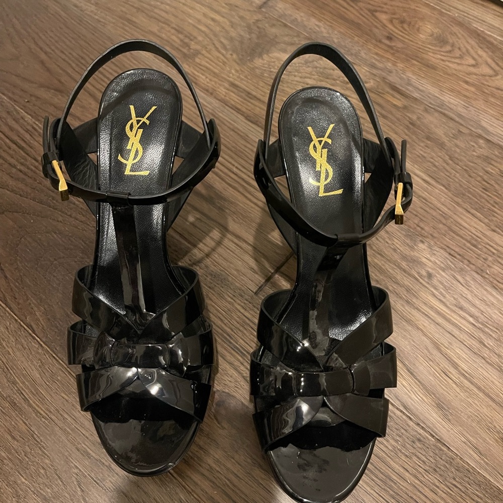 Saint Laurent 3 inch black heels from 2015. Only worn twice. Great condition.